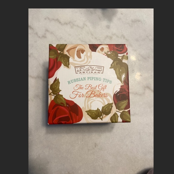 Artisan Russian Piping Tips & Flower Nail BUNDLE - Picture 4 of 4